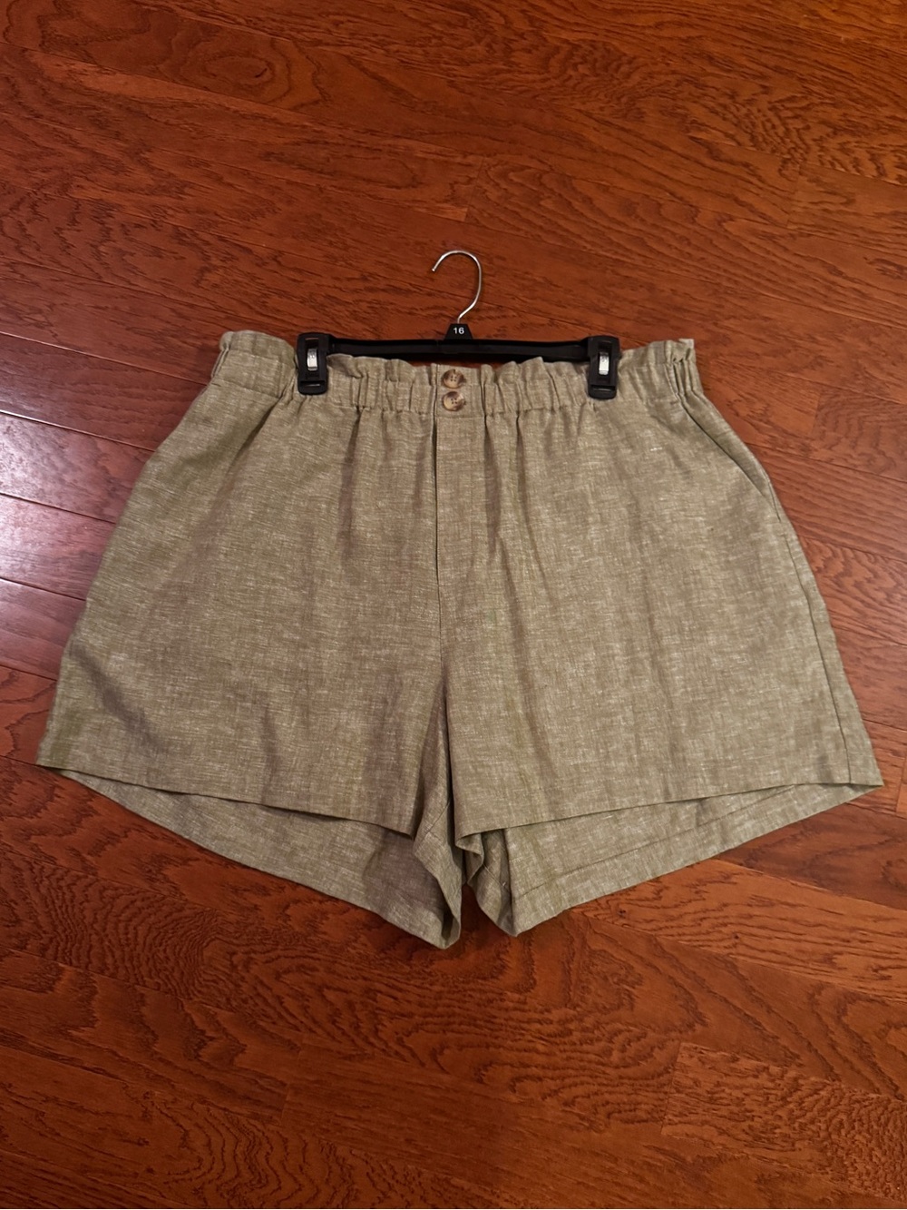 Ava & Viv | Women’s Plus Olive Green High-Waist Layered Hem Shorts Size 1X